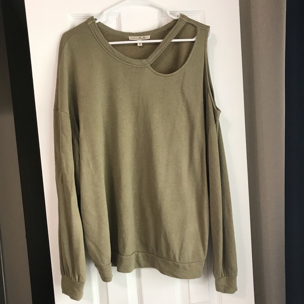 Express cut out top